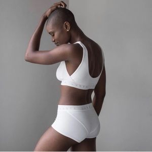 SOLD OUT White and Black MODAL BRALETTE from Lunya. NWOT. Size S.